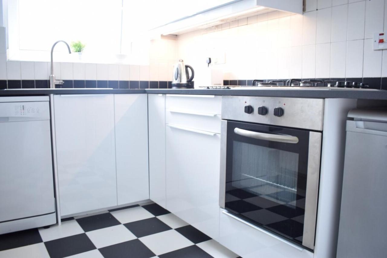 Spacious 2 Bedroom Flat in Beautiful Maida Vale Londres Exterior foto